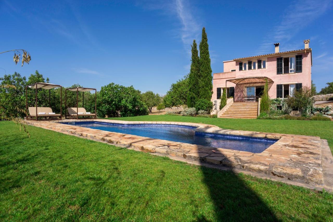 Spacious With Pool And Sea View In Villa Sant Llorenc Des Cardassar